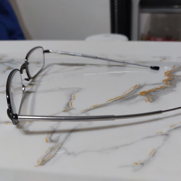 Foster Grant MicroVision Compact Reading Glasses FOLDING INTO MINI  1.25 Power - Picture 7 of 16